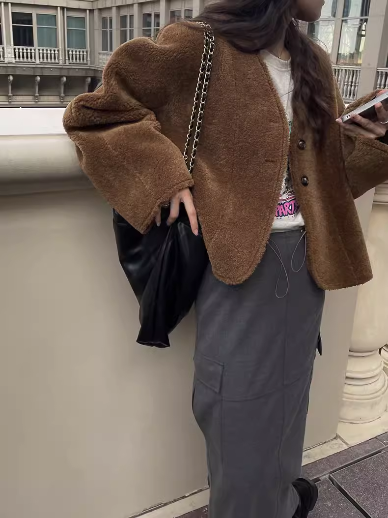 bluepops气质V领棕色羊羔毛外套女冬季新款韩版休闲外搭上衣